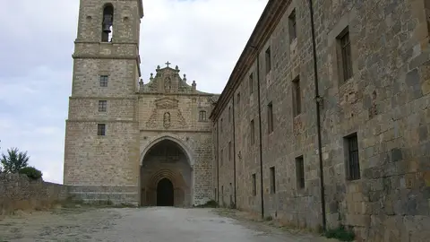 Monasterio de Santa María la Real de Irache Monasterio de Santa María la Real de Irache