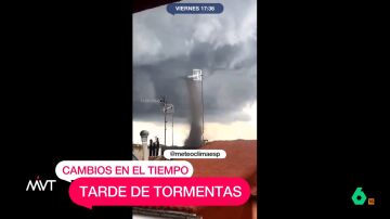 El fin de la ola de calor provoca fenómenos extremos: las impresionantes imágenes del tornado en El Toro (Castellón)