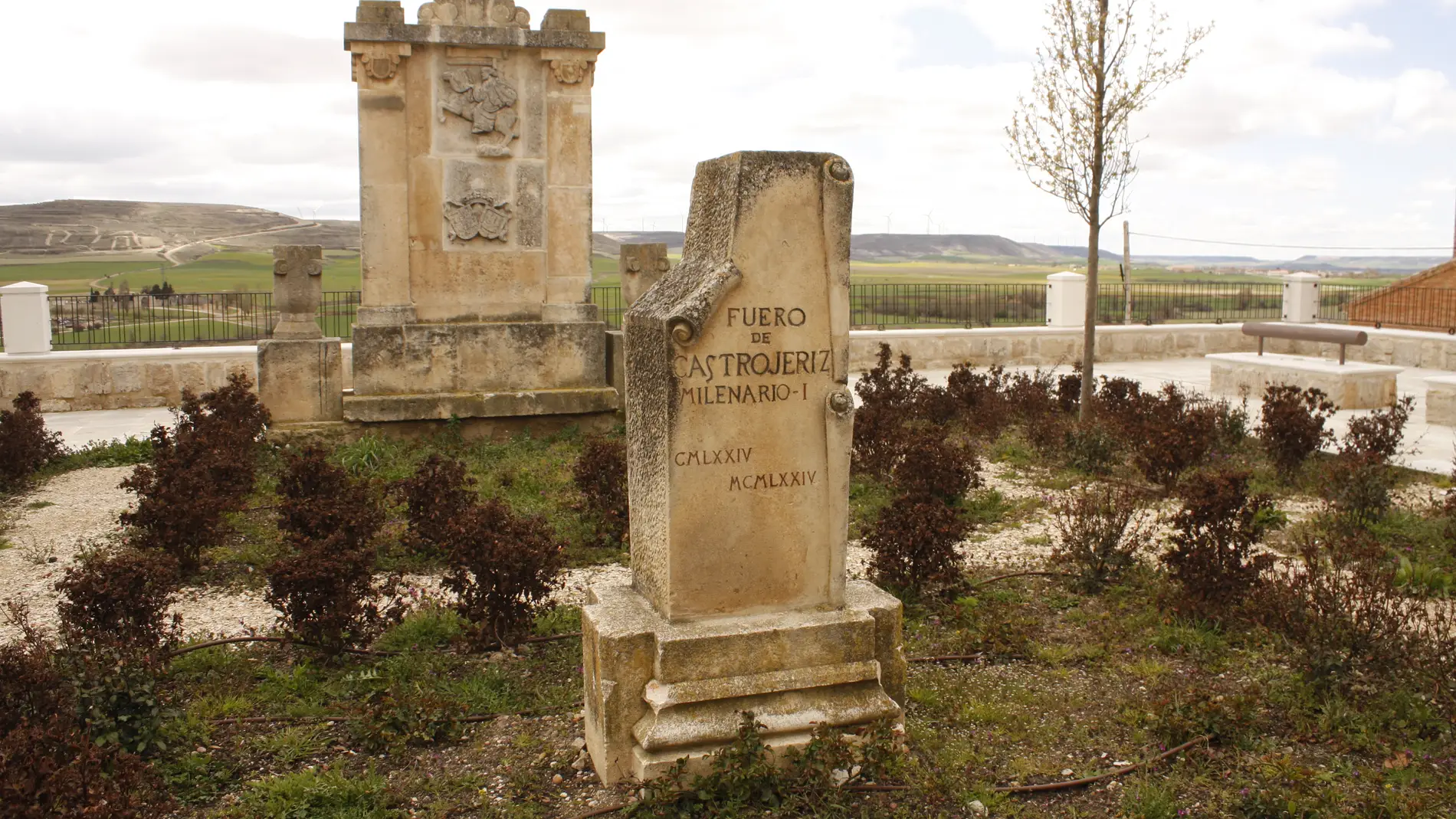 Monumento en recuerdo del fuero de Castrojeriz Monumento en recuerdo del fuero de Castrojeriz