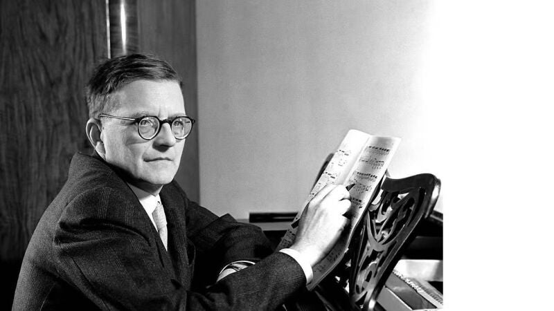 El compositor ruso, Dmitri Shostakóvich