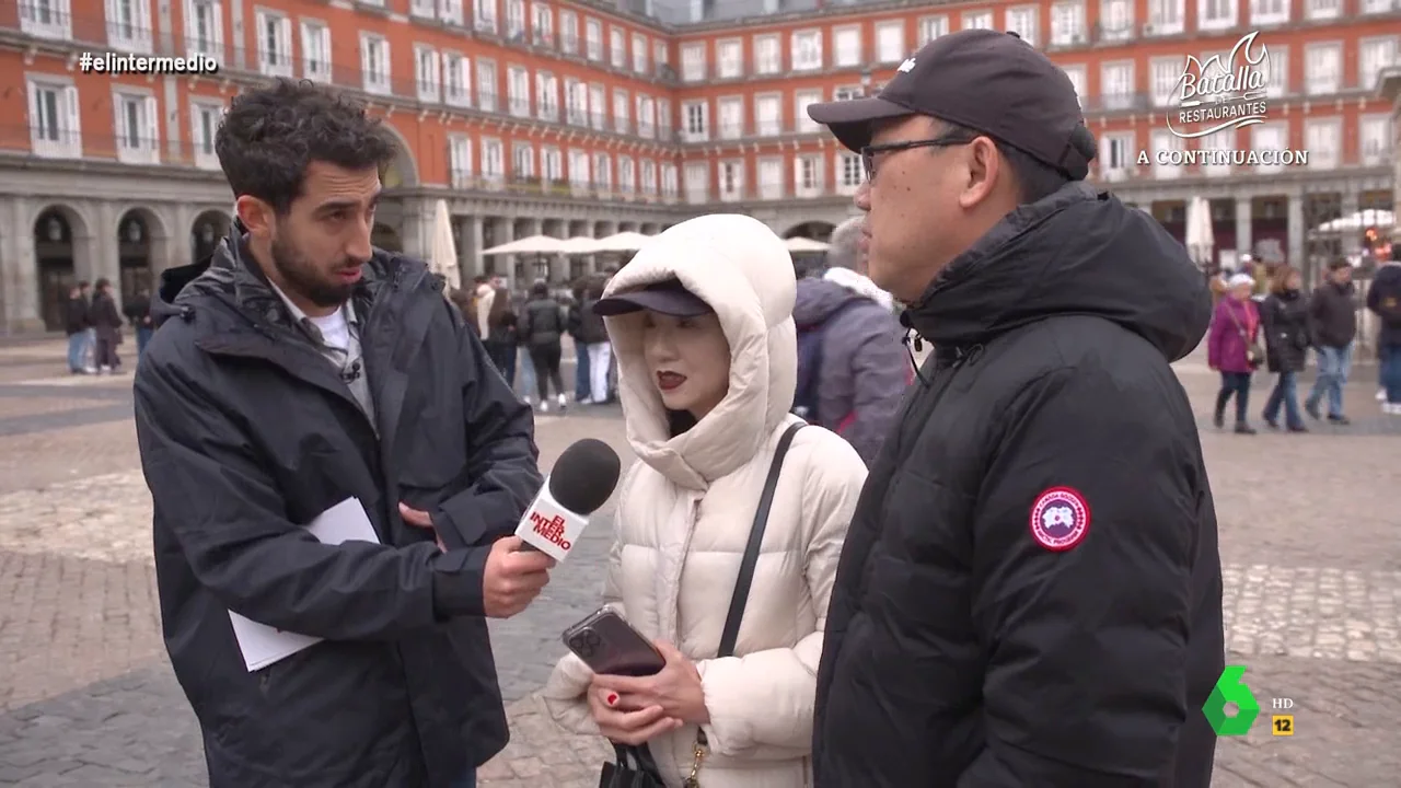 La reacción de una pareja de turistas de California cuando Isma Juárez les explica qué son los callos