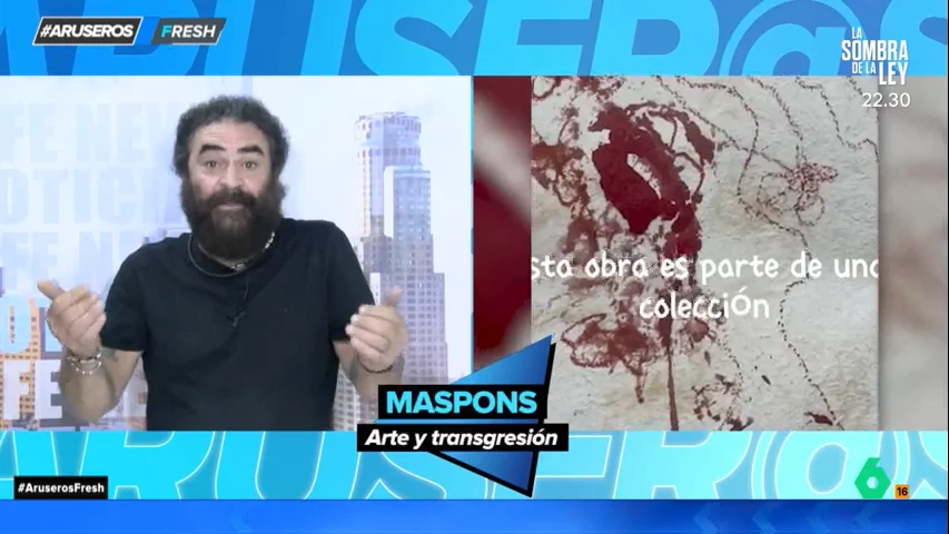 El Sevilla, sobre la mujer que pinta cuadros con la sangre de su menstruación: "Pinta con lo que le sale del..."