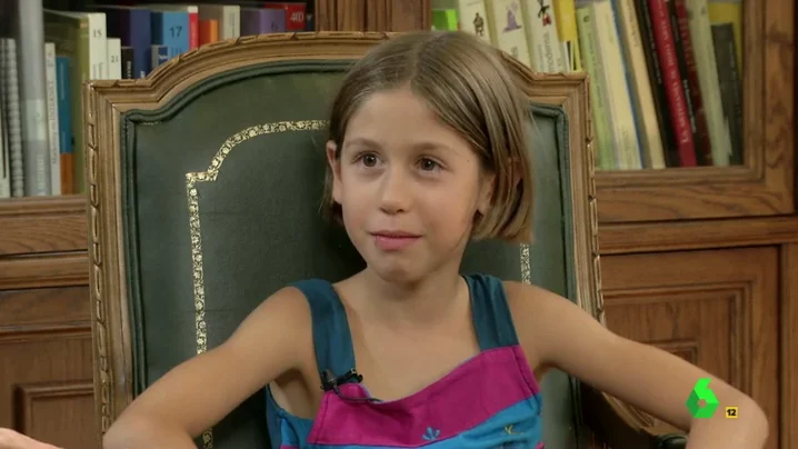 La confesión de un niña a Thais Villas sobre tener novio: "Me da grima lo que hacéis para tener bebés"