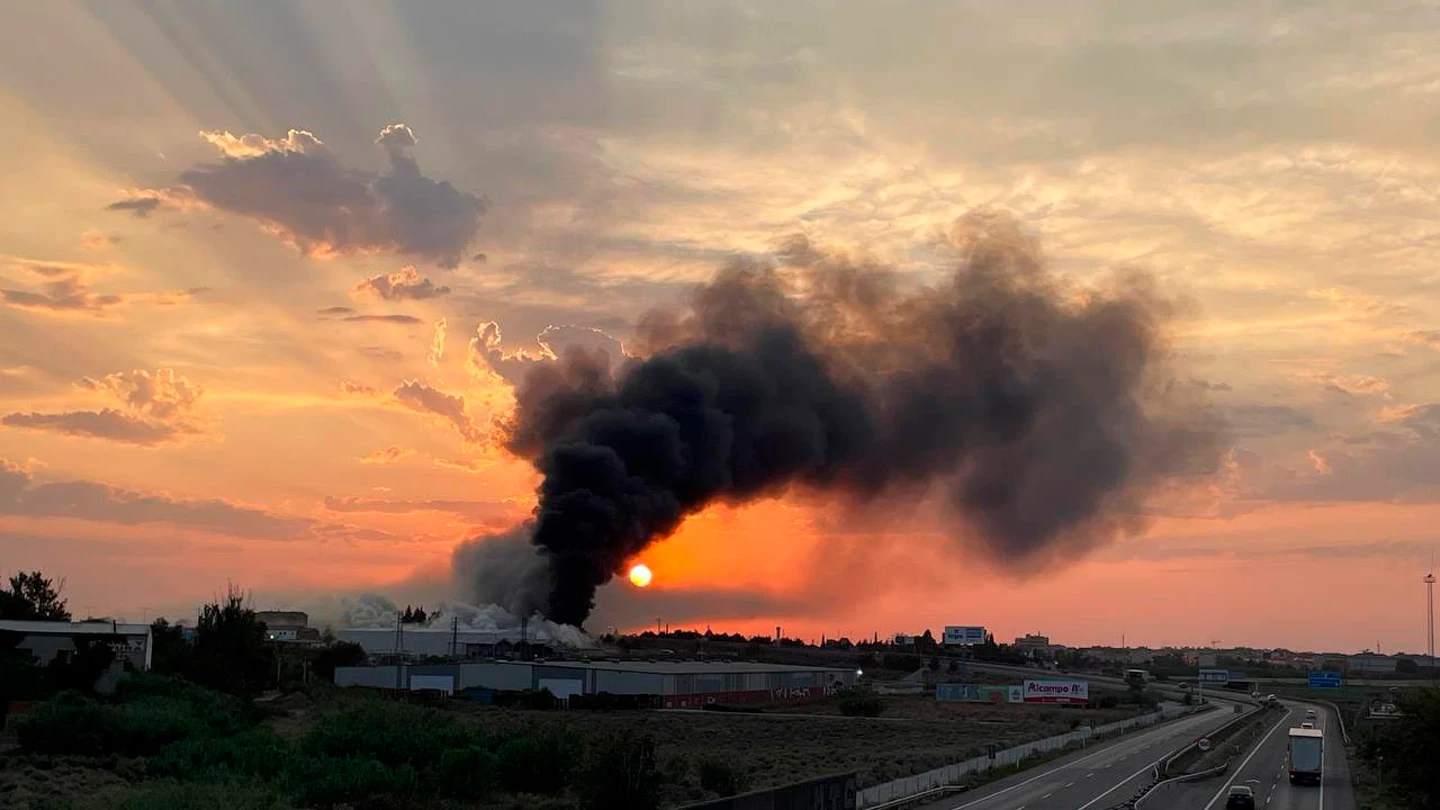 Imagen de la nube tóxica de cloro sobre la localidad zaragozana de Utebo Imagen de la nube tóxica de cloro sobre la localidad zaragozana de Utebo