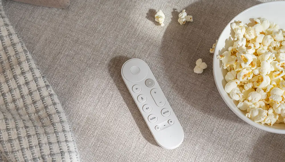 El nuevo mando de Google TV Streamer El nuevo mando de Google TV Streamer