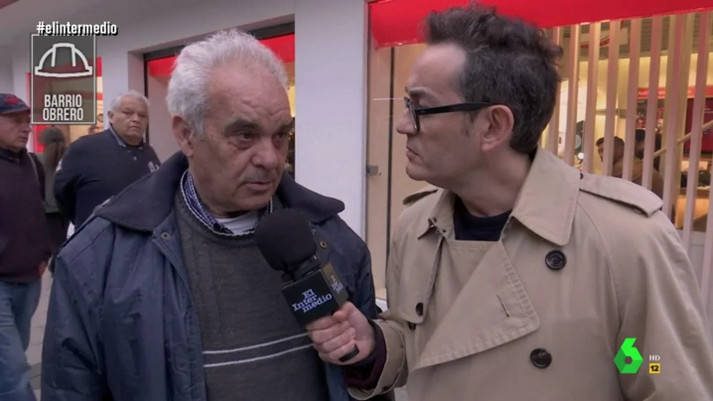 Así reflexionó un hombre sobre su pensión de 900 euros tras cotizar 45 años: "Es trabajar para morir" Así reflexionó un hombre sobre su pensión de 900 euros tras cotizar 45 años: "Es trabajar para morir"