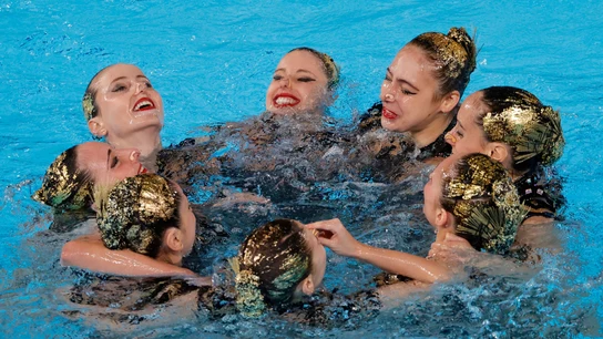 El equipo de España de natación artística, durante su ejercicio de rutina acrobática en los Juegos Olímpicos de París 2024 El equipo de España de natación artística, durante su ejercicio de rutina acrobática en los Juegos Olímpicos de París 2024