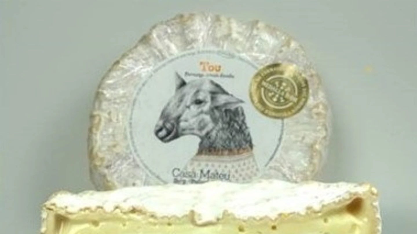 Consumo ordena la retirada de un queso de oveja de la marca Casa Mateu por la presencia de 'Salmonella' Queso de oveja 'Tou casa Mateu'