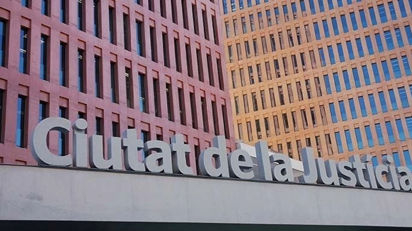 La jueza mantiene la suspensión cautelar de la eutanasia de una joven de 23 años en Barcelona Foto de Archivo del juzgado de Barcelona