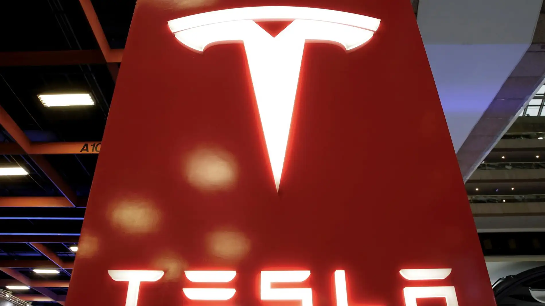 Logo de tesla Logo de tesla