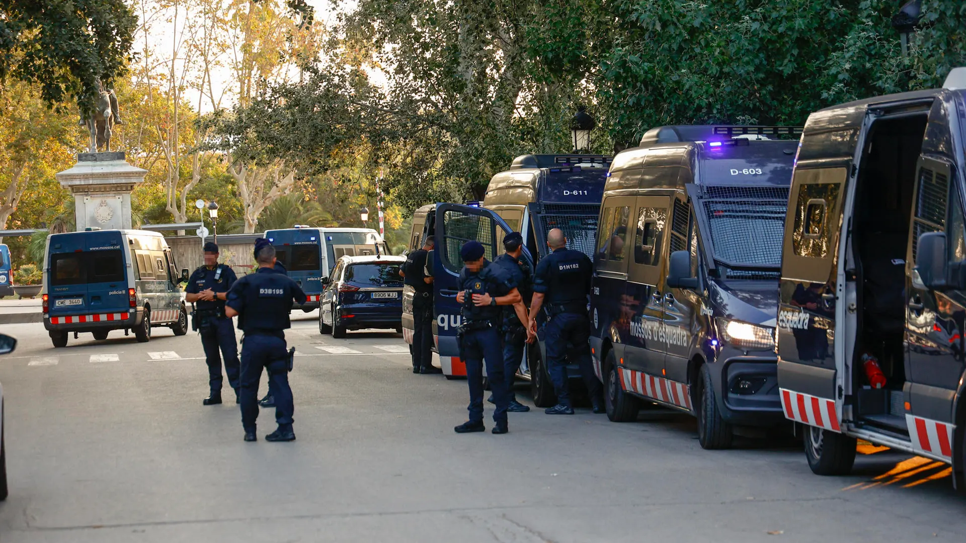 Detenidos dos mossos por su presunta vinculación en la huida de Puigdemont tras su regreso a España