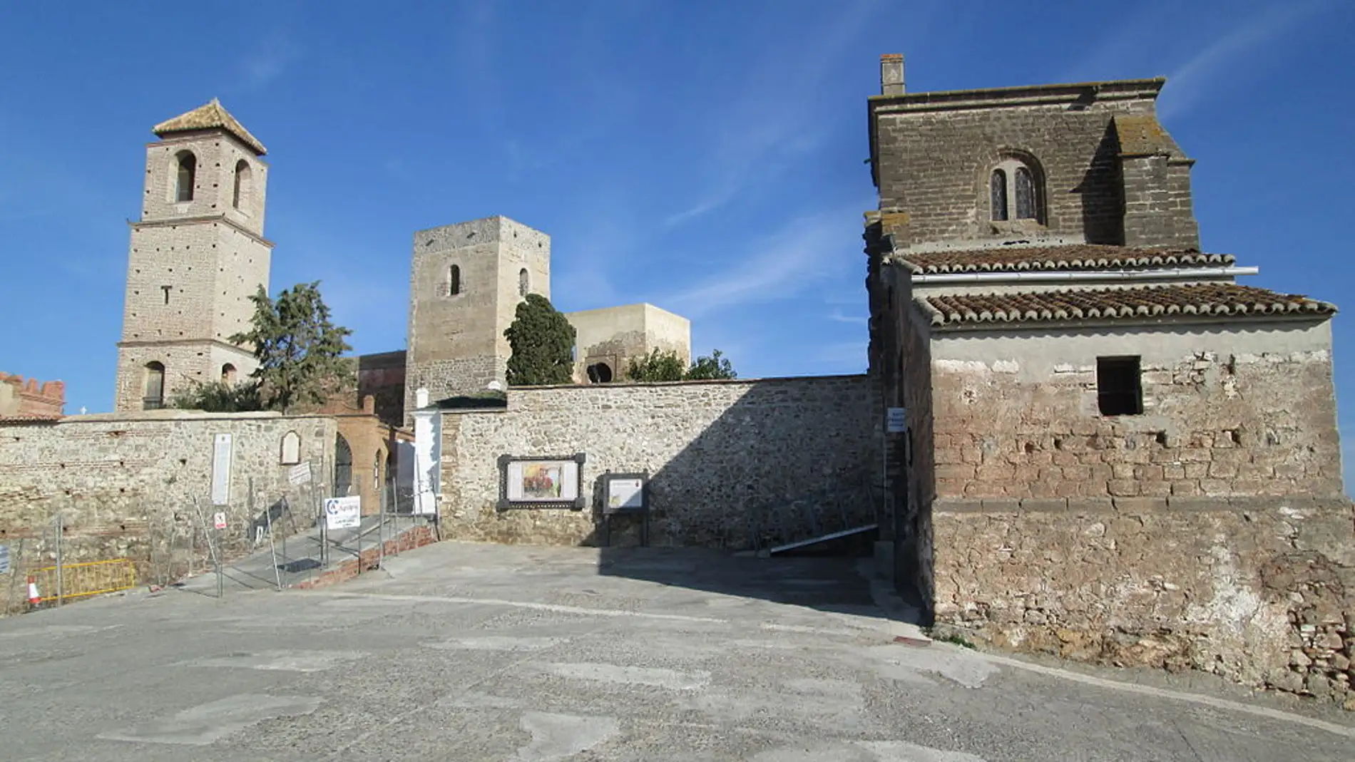 Castillo de Álora Castillo de Álora