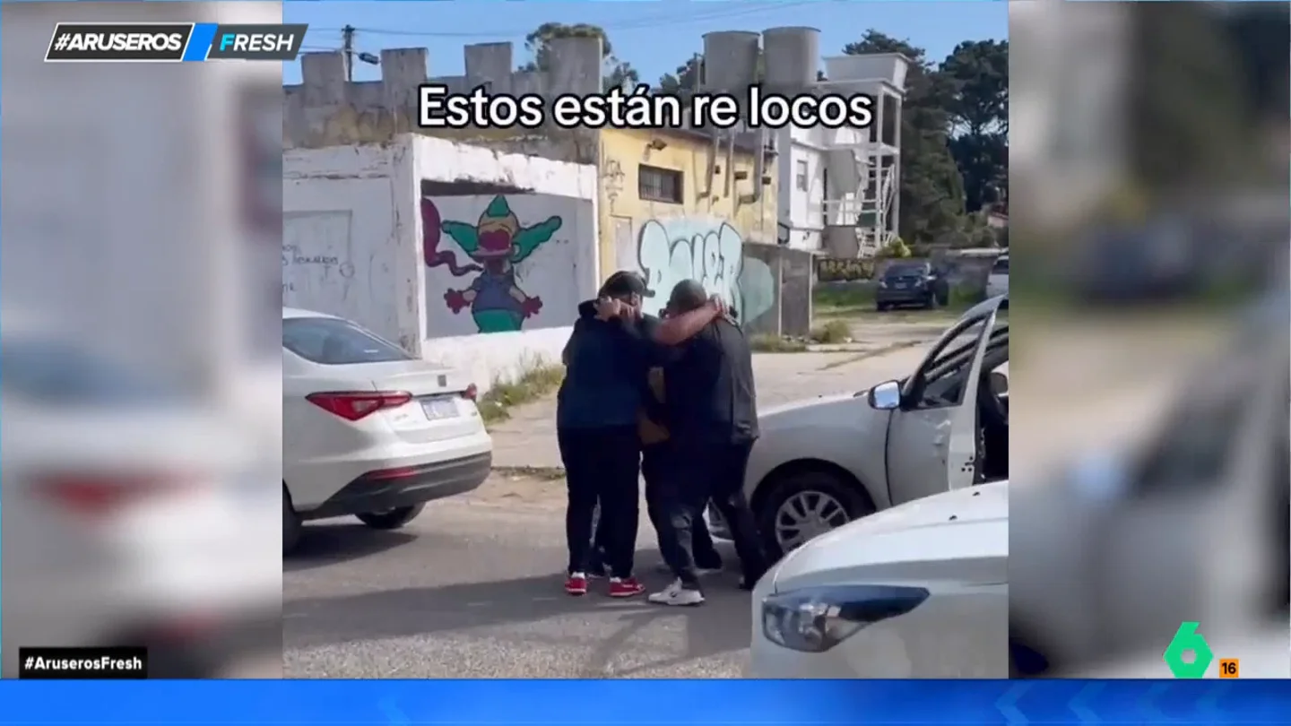 De casi llegar a las manos a abrazarse como locos: la historia de dos conductores que no sabían que se conocían De casi llegar a las manos a abrazarse como locos: la historia de dos conductores que no sabían que se conocían