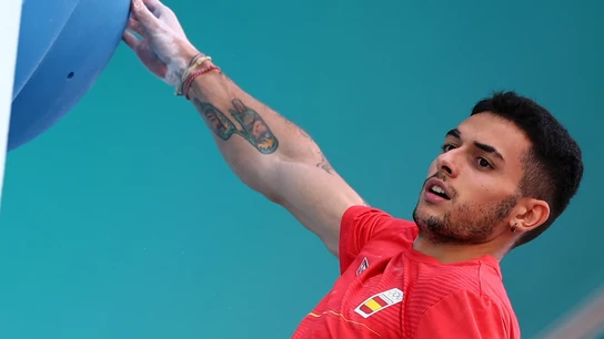 Alberto Ginés, en escalada Alberto Ginés, en escalada