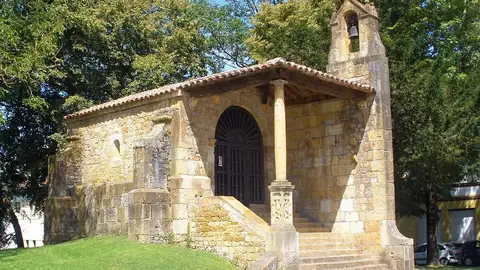 Capilla de la Santa Cruz de Cangas de Onís Capilla de la Santa Cruz de Cangas de Onís