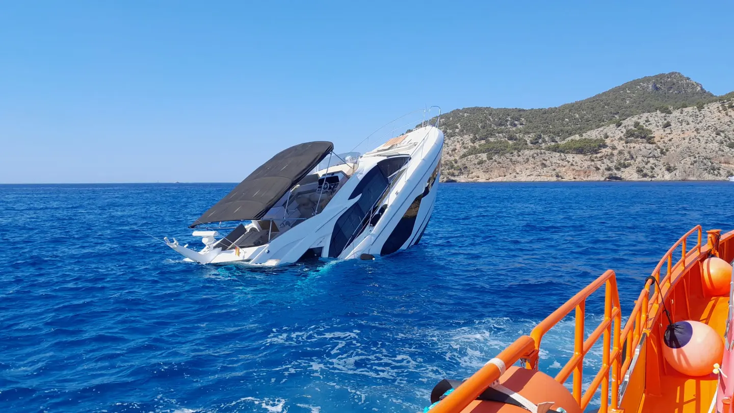 Se hunda un yate en Mallorca Se hunda un yate en Mallorca
