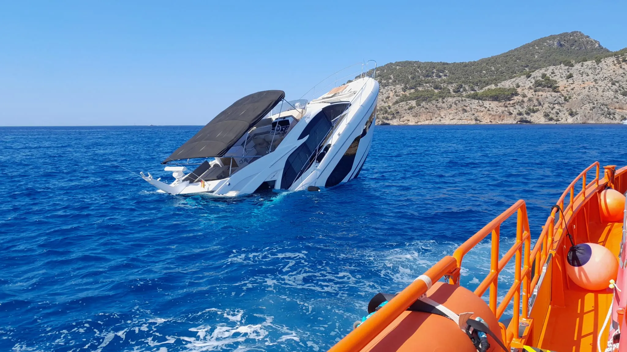 Se hunda un yate en Mallorca