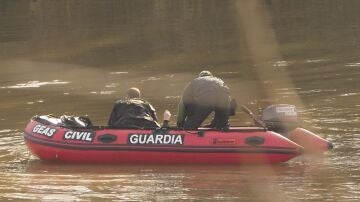 Efectivos del Grupo Especial de Actividades Subacuáticas (GEAS) de la Guardia Civil