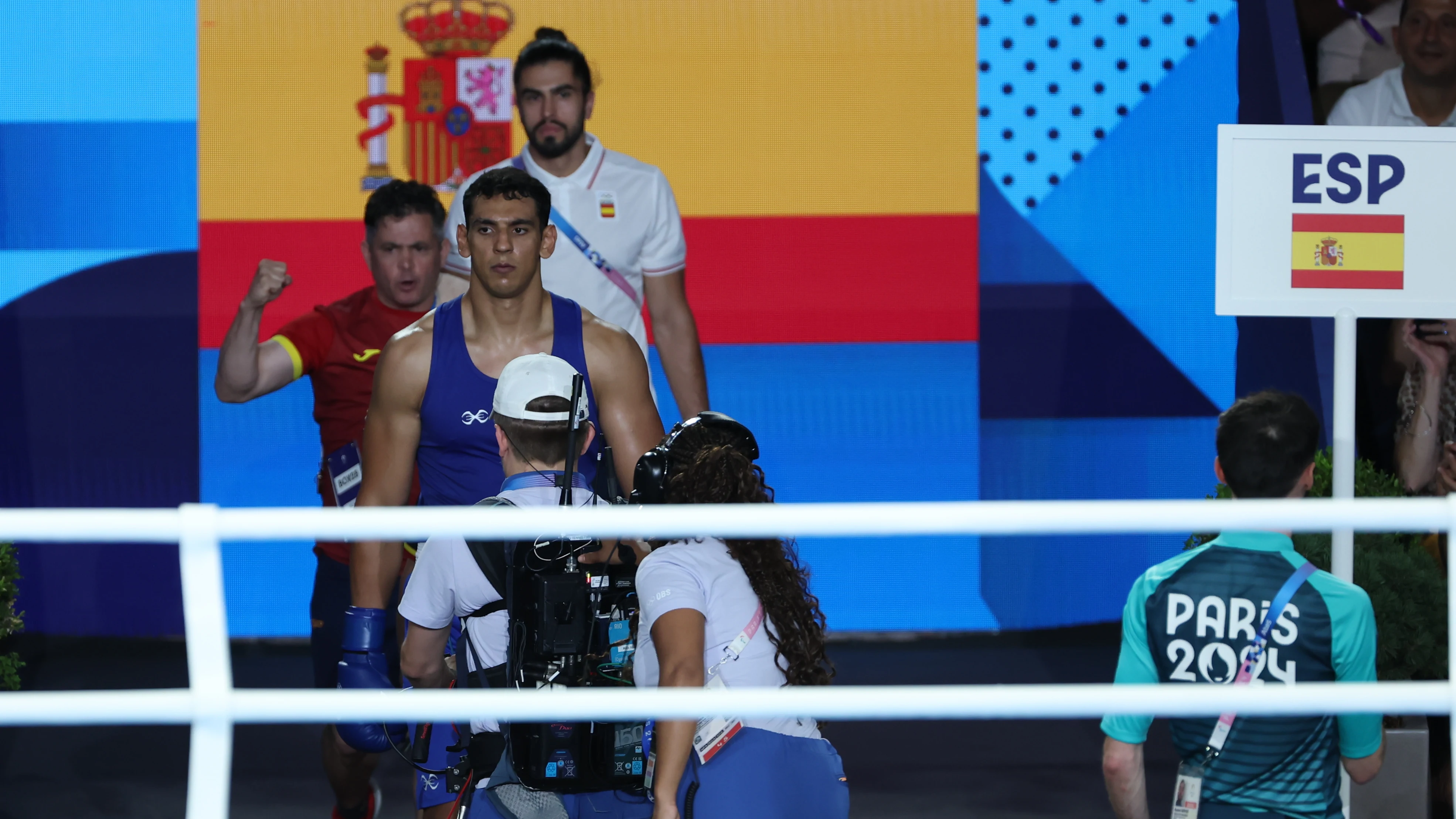 Ayoub Ghadfa, a su entrada para el combate contra Bahodir Jalolov