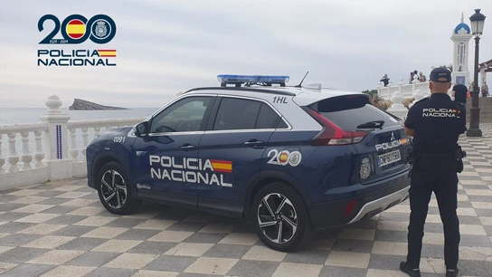 Foto de archivo de un agente de la Policía Nacional Foto de archivo de un agente de la Policía Nacional