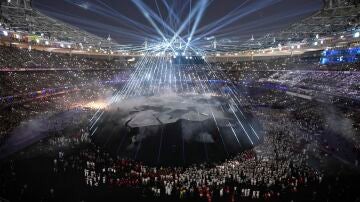 El Stade de France, durante la ceremonia de clausura de los Juegos Olímpicos de París 2024