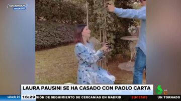 El bonito vídeo de Laura Pausini pidiendo la mano de su (ya) marido: rodilla al suelo y anillo en caja