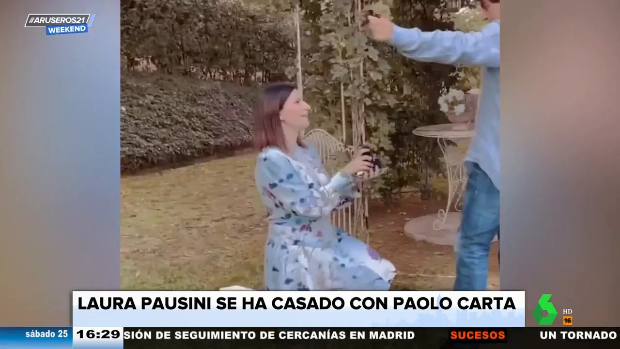 El bonito vídeo de Laura Pausini pidiendo la mano de su (ya) marido: rodilla al suelo y anillo en caja