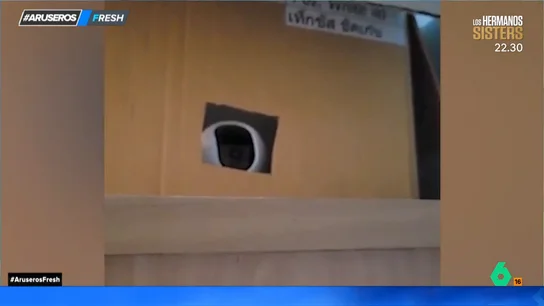 Descubre que su exnovio la espía a través de cámaras que dejó instaladas en el piso antes de su ruptura Descubre que su exnovio la espía a través de cámaras que dejó instaladas en el piso antes de su ruptura