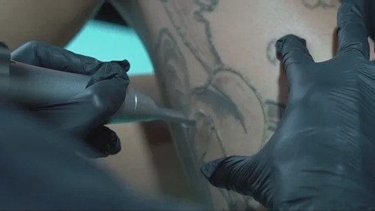 ¿Cómo me quitó un tatuaje de la cara de mi ex? Estas son las opciones que recomiendan los tatuadores ¿Cómo me quitó un tatuaje de la cara de mi ex? Estas son las opciones que recomiendan los tatuadores