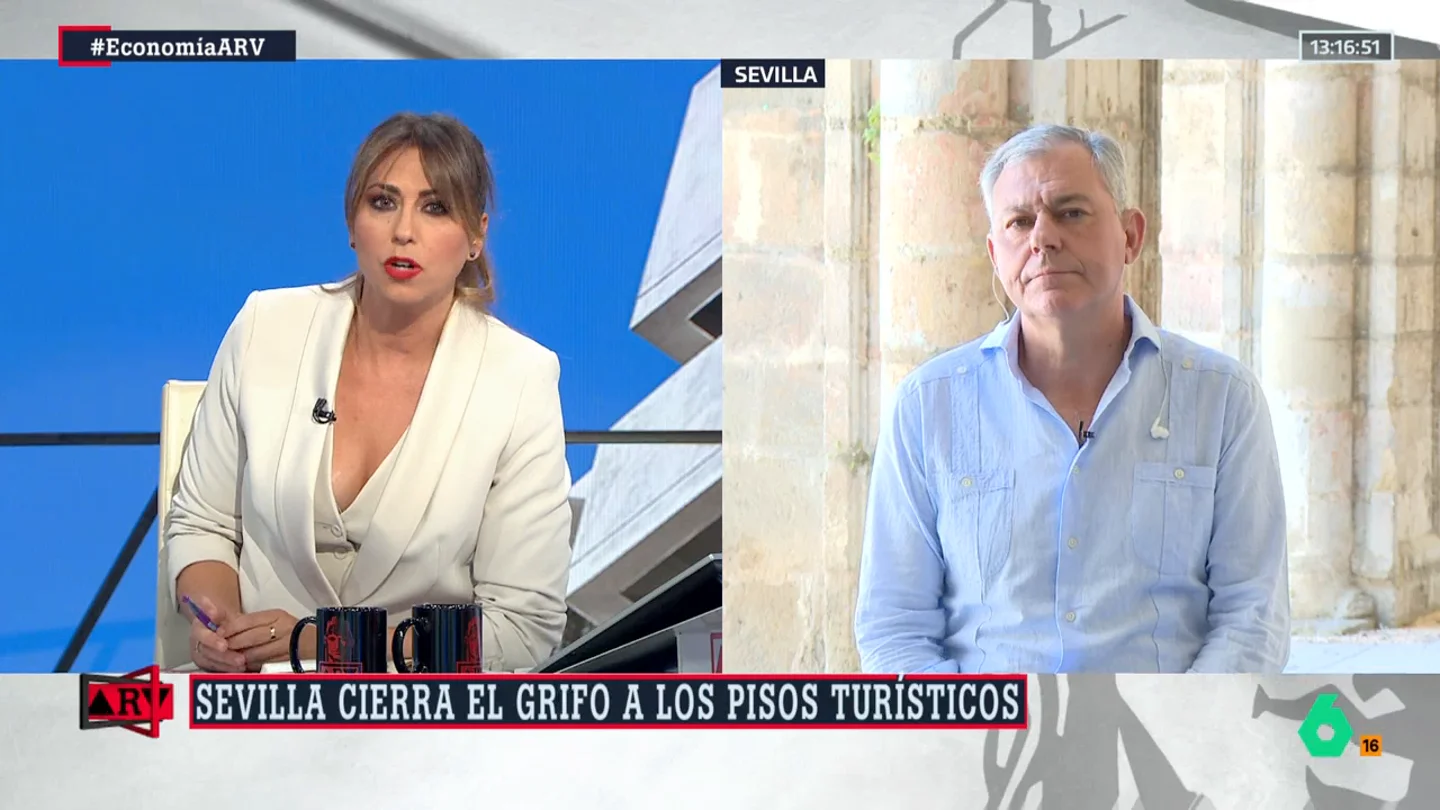 José Luis Sanz, alcalde de Sevilla, explica las medidas que se van a tomar contra los pisos turísticos: "No cabe ni una vivienda de uso turístico más" José Luis Sanz, alcalde de Sevilla, explica las medidas que se van a tomar contra los pisos turísticos: "No cabe ni una vivienda de uso turístico más"