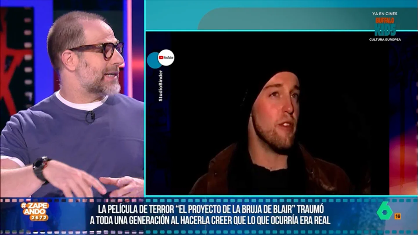 Alberto Rey expone qué hizo viral 'El proyecto de la Bruja de Blair': "Debería estudiarse en las universidades" La película, que cumple 25 años, simulaba ser un documental y "vendió que toda la historia era cierta y que los protagonistas habían muerto de verdad", explica el periodista.