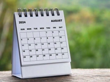 Calendario mes de agosto