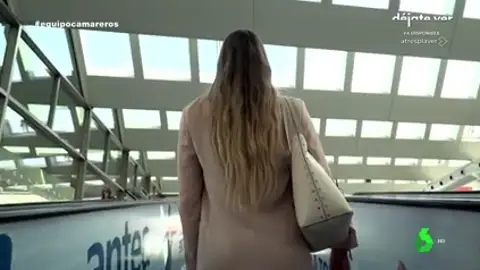 "Te pisotean mucho, te hacen sentir que eres una muerda": una camarera denuncia la "semiesclavitud" que sufre "Te pisotean mucho, te hacen sentir que eres una muerda": una camarera denuncia la "semiesclavitud" que sufre