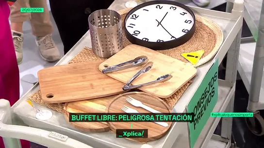 Este es el motivo por el que tienes que llegar a primera hora a un buffet libre si tienes alergia: las pinzas y la contaminación cruzada Este es el motivo por el que tienes que llegar a primera hora a un buffet libre si tienes alergia: las pinzas y la contaminación cruzada