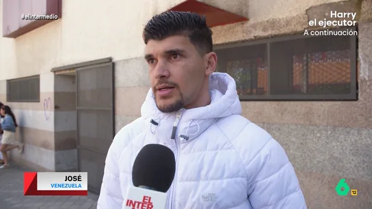 Un migrante expone qué supone para él estar en situación irregular: "Abusan de las personas indocumentadas" Un migrante expone su dificultad para alquilar un piso por estar en situación irregular: "Sin papeles no eres nada"