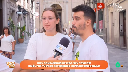 Un joven manda un mensaje a su excompañera de piso: "Eres una marrana, si quieres una maquinilla te la compras" La reportera de Zapeando preguntó a la gente sus peores experiencias compartiendo piso. La mayoría manifestaron que sus mayores problemas se relacionaban con la falta de higiene y orden.