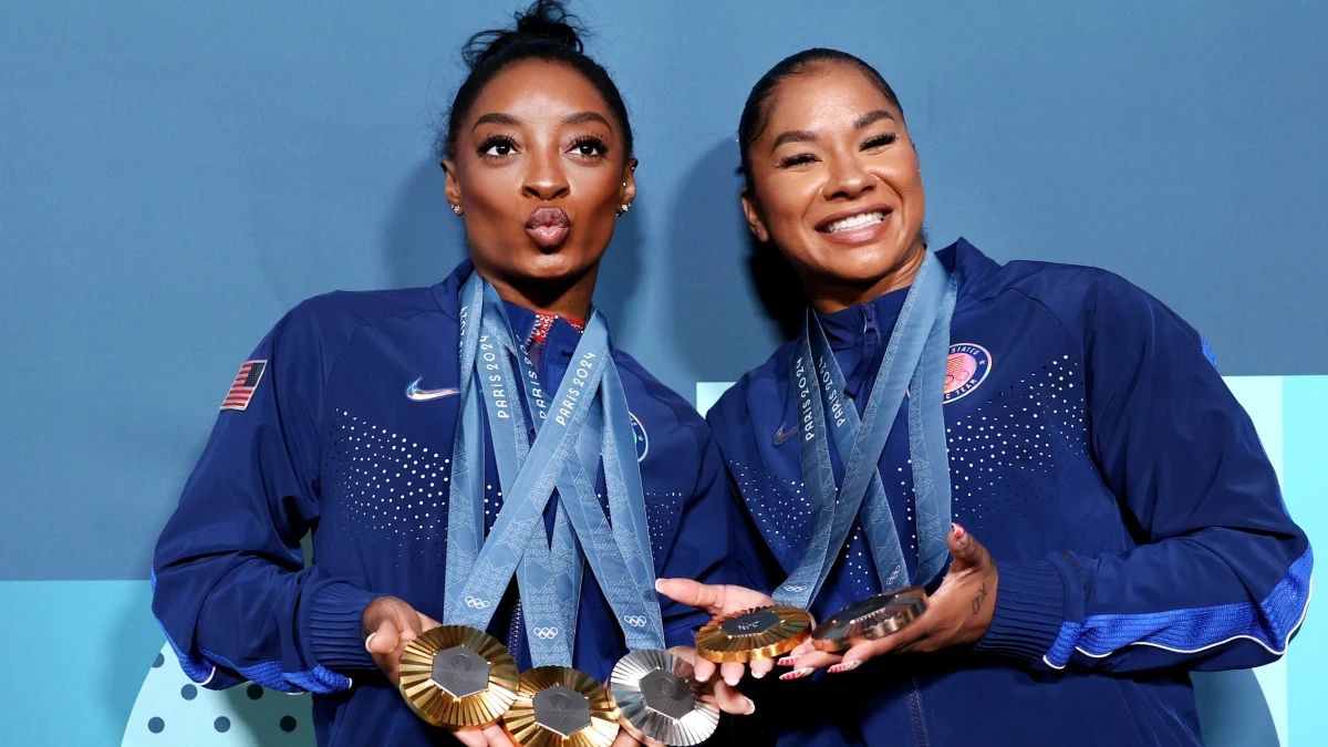 Simone Biles, con Jordan Chiles