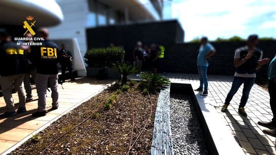 La Guardia Civil detiene en Espa&ntilde;a el l&iacute;der de una red de ciberdelincuencia internacional