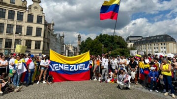 Protesta en Bruselas en apoyo a Venezuela