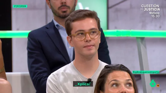 Un joven que vive en un minipiso de Madrid Un joven que vive en un minipiso de Madrid