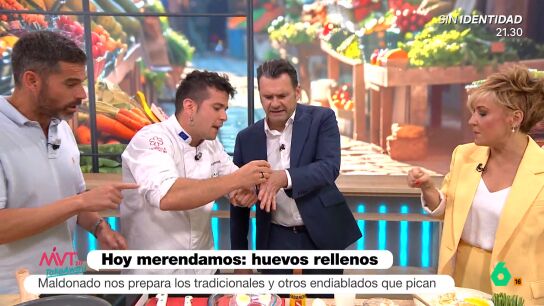 I&ntilde;aki L&oacute;pez y Cristina Pardo se ponen a prueba con el picante: "Se me han hundido los ojos"
