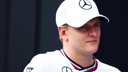 Mick Schumacher, con el equipo Mercedes Mick Schumacher, con el equipo Mercedes