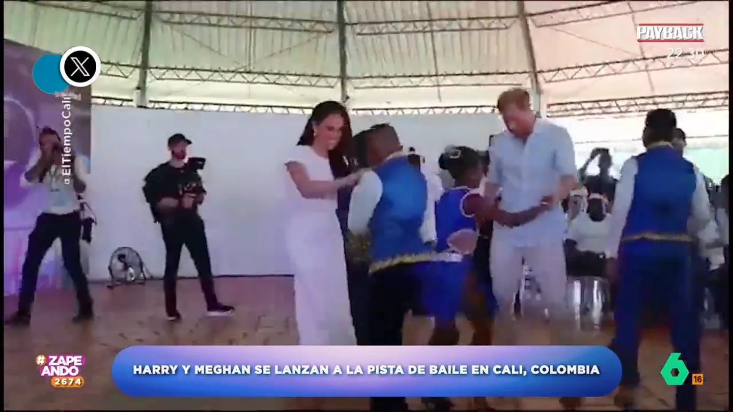 Meghan Markle y el príncipe Harry sorprenden bailando salsa en Colombia: "Ella baila bien y él hace lo que puede" La pareja ha visitado Colombia y no han dudado en demostrar que no hay nada que se les resista, ni siquiera bailar salsa.