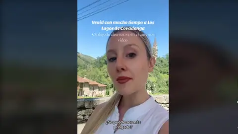 Una joven intenta visitar los Lagos de Covadonga, en Asturias Una joven intenta visitar los Lagos de Covadonga, en Asturias