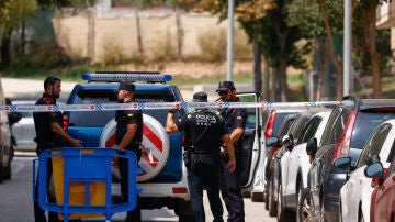 Los Mossos d'Esquadra en Rubí, uno de los escenarios del doble crimen machista perpetrado por un comisario jubilado en Barcelona