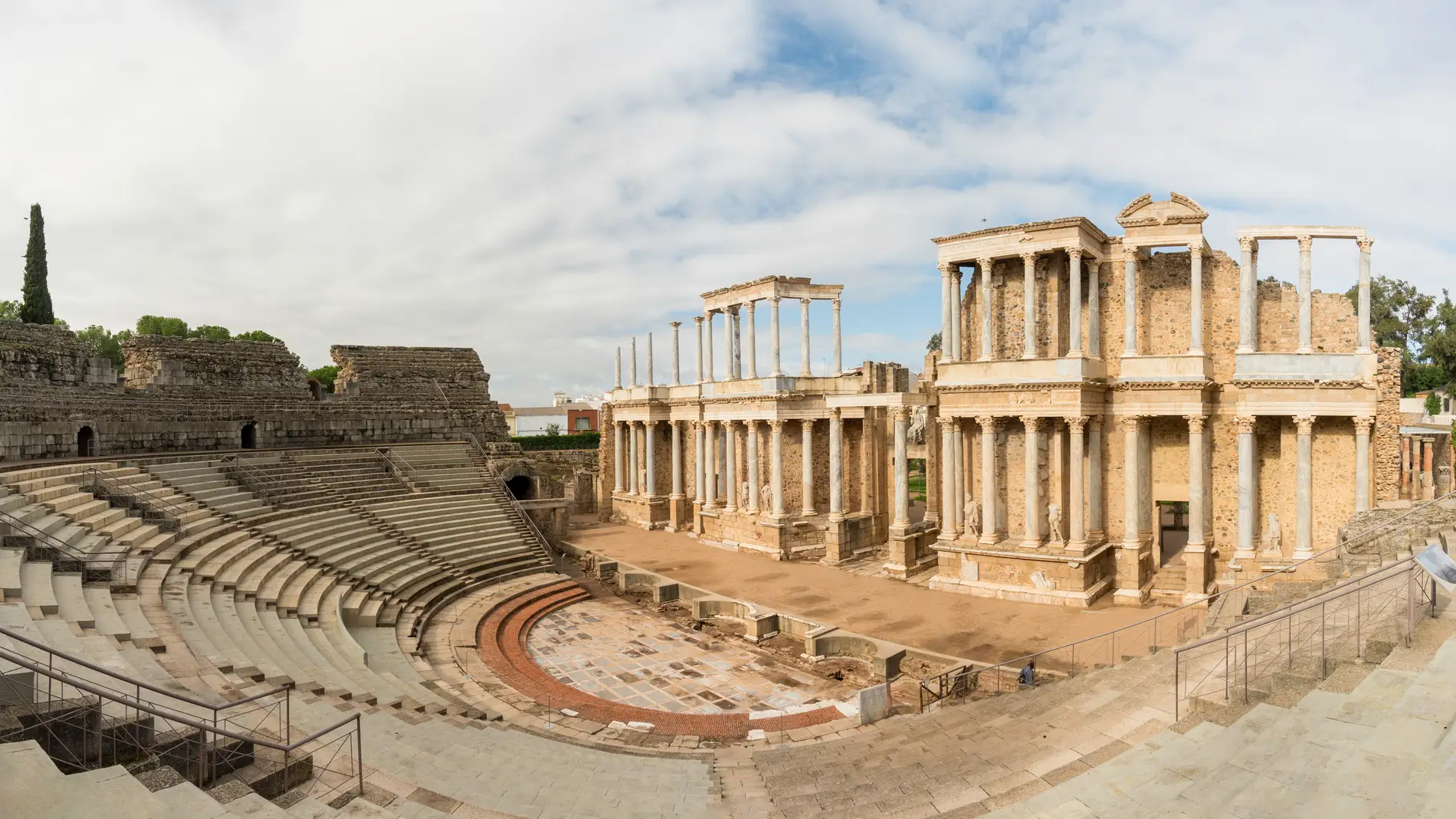 Teatro romano de Mérida Teatro romano de Mérida