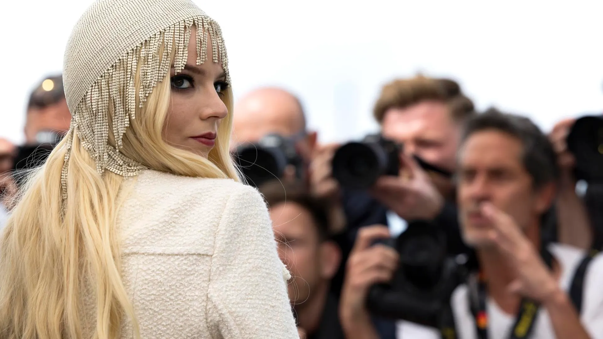 'How to Kill Your Family': Anya Taylor-Joy protagonizará la adaptación de la novela de Bella Mackie. Fotografía de archivo de la actriz Anya Taylor-Joy durante el 77º Festival de Cine de Cannes, en Cannes, Francia, el 16 de mayo de 2024.