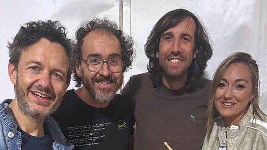 La Oreja de Van Gogh se reencuentra con 'la otra Amaia' de 'La otra oreja': "17 años después os vuelvo a ver" La Oreja de Van Gogh se reencuentra con 'la otra Amaia' de 'La otra oreja': "17 años después os vuelvo a ver"