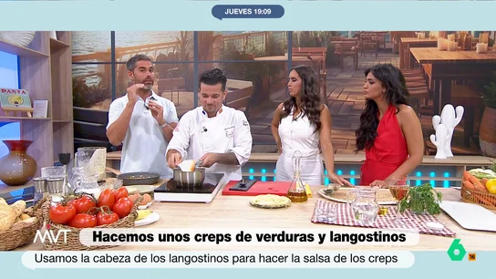 La advertencia de Pablo Ojeda sobre el olor metálico del marisco "Cuando sacas el marisco o el pescado y lo subes a 5 grados o más es cuando se va descomponiendo y cuando viene ese olor que, más que metálico, es a amoníaco", explica Pablo Ojeda en este vídeo durante su cocinado con el chef Carlos Maldonado.