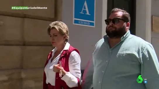 La madre y el hermano de Antonio Tejado La madre y el hermano de Antonio Tejado